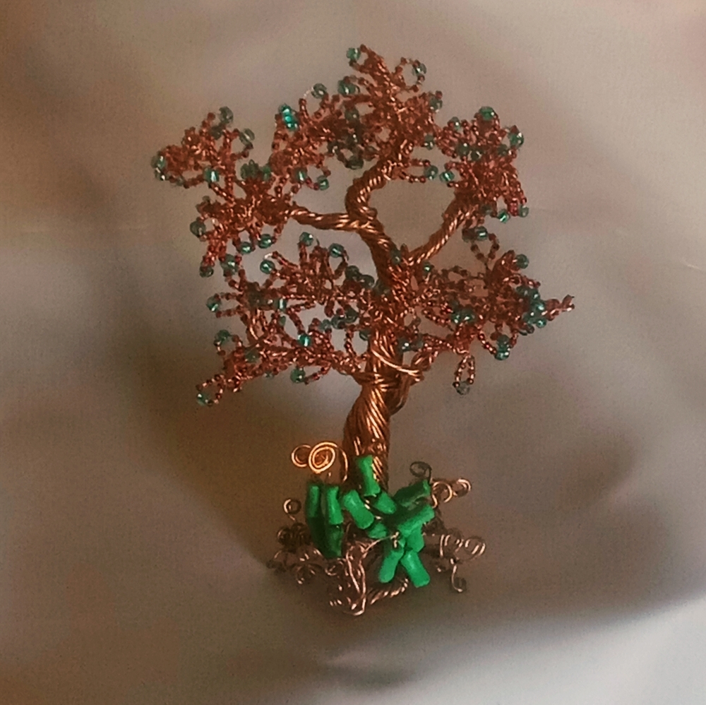 Hand Crafted Copper Tree"Christmas in the Jungle" - Picture 4 of 4